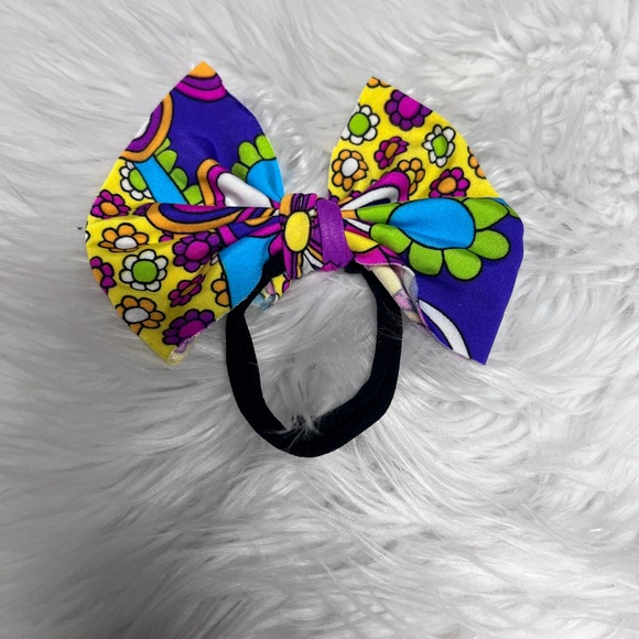 Groovy psychedelic bell bottoms with bow on nylon band groovy one outfit - Picture 5 of 7